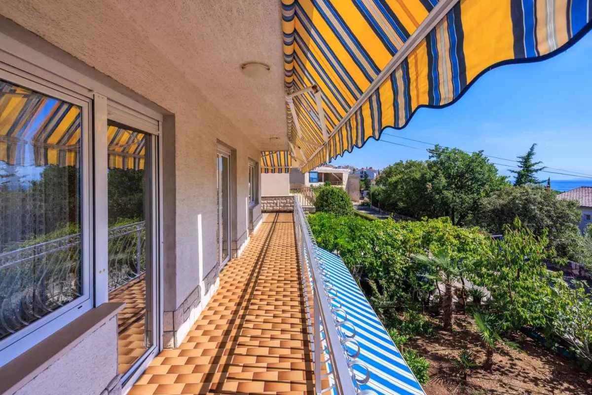 Four-Bedroom Apartment In Crikvenica II Экстерьер фото