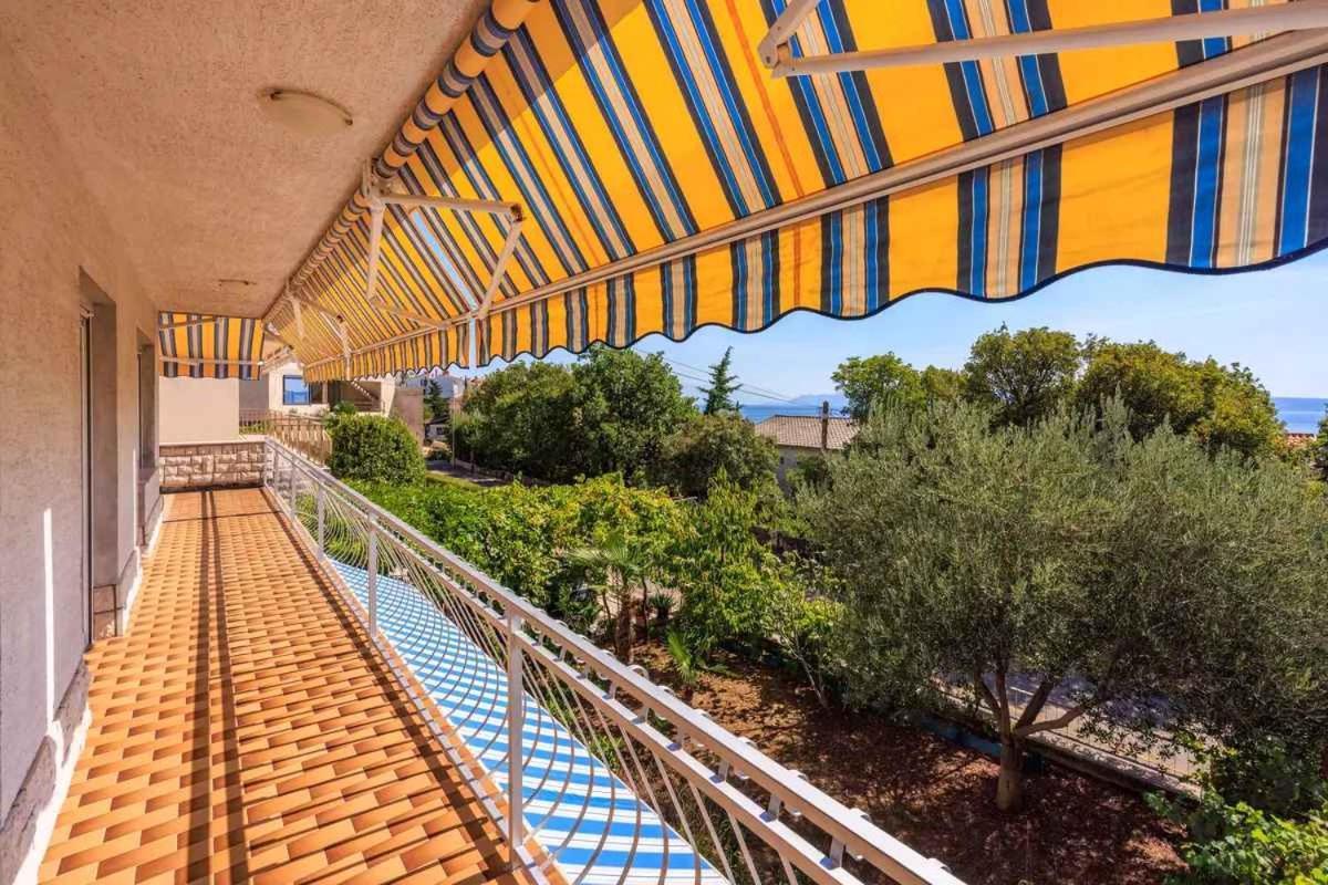 Four-Bedroom Apartment In Crikvenica II Экстерьер фото
