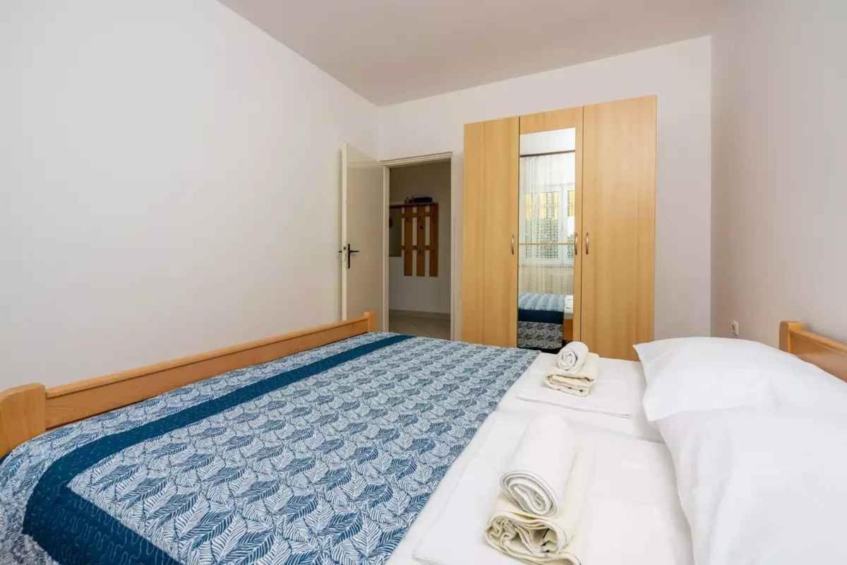 Four-Bedroom Apartment In Crikvenica II Экстерьер фото