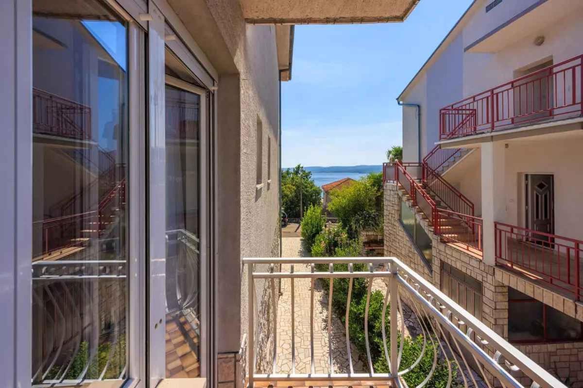 Four-Bedroom Apartment In Crikvenica II Экстерьер фото